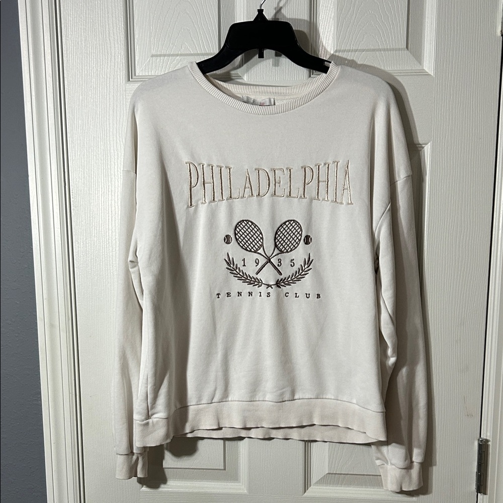 Preppy Tennis crew neck sweatshirt cream women’s size Medium